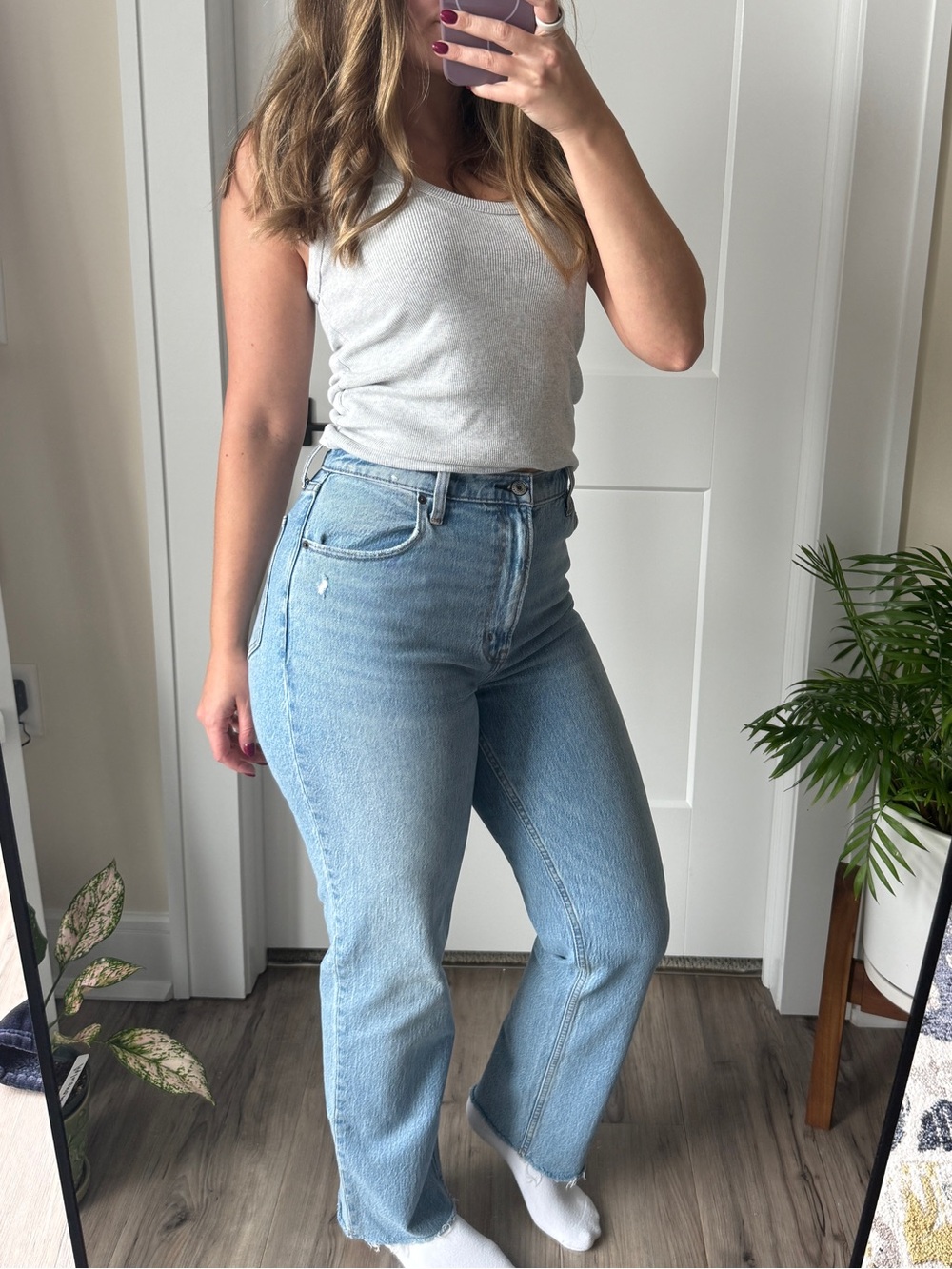 Abercrombie Ultra High Rise 90s Straight Jean Medium Raw Hem *TAILORED*